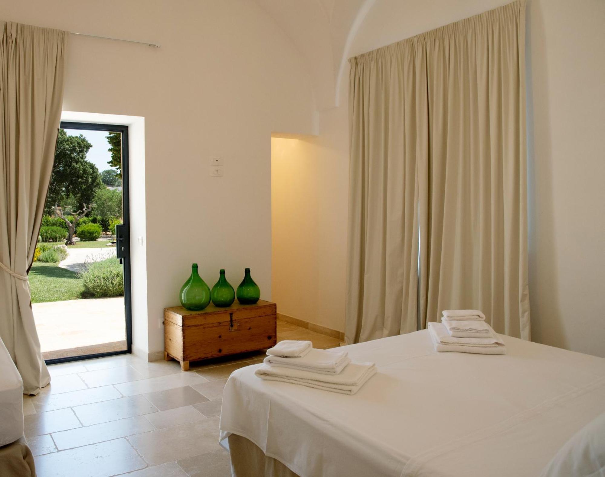 Trulli Di Mezza Villa Cisternino Eksteriør billede