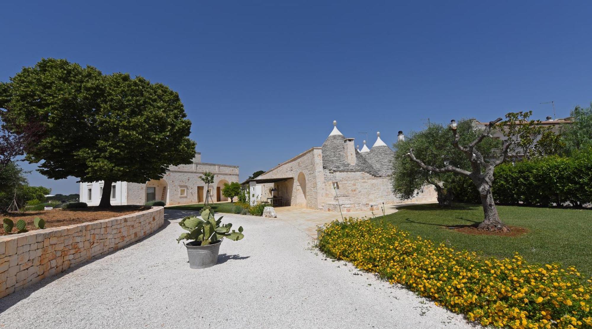 Trulli Di Mezza Villa Cisternino Eksteriør billede