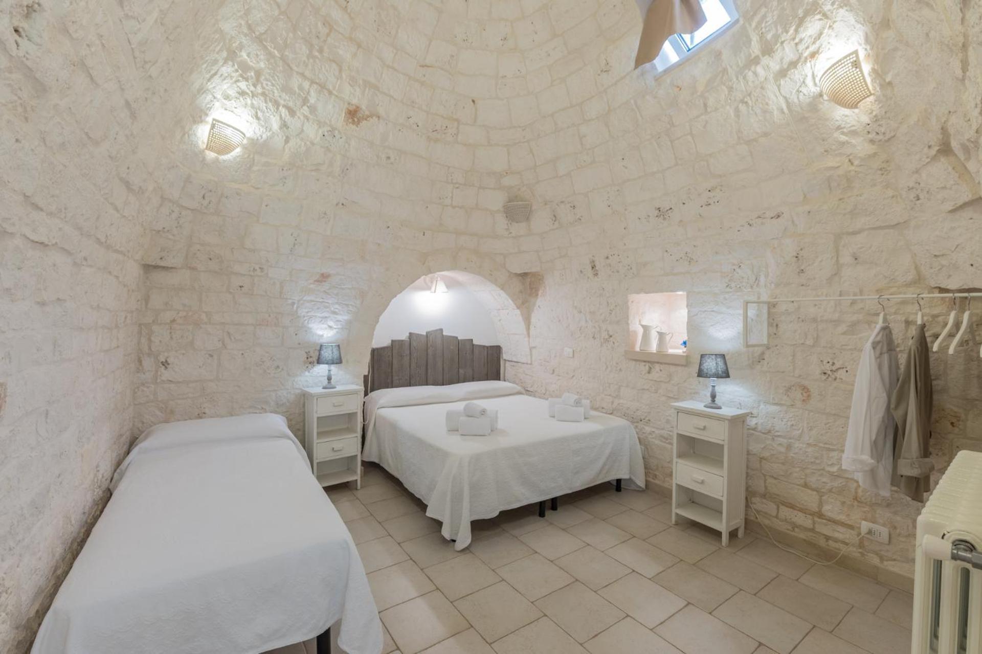 Trulli Di Mezza Villa Cisternino Eksteriør billede